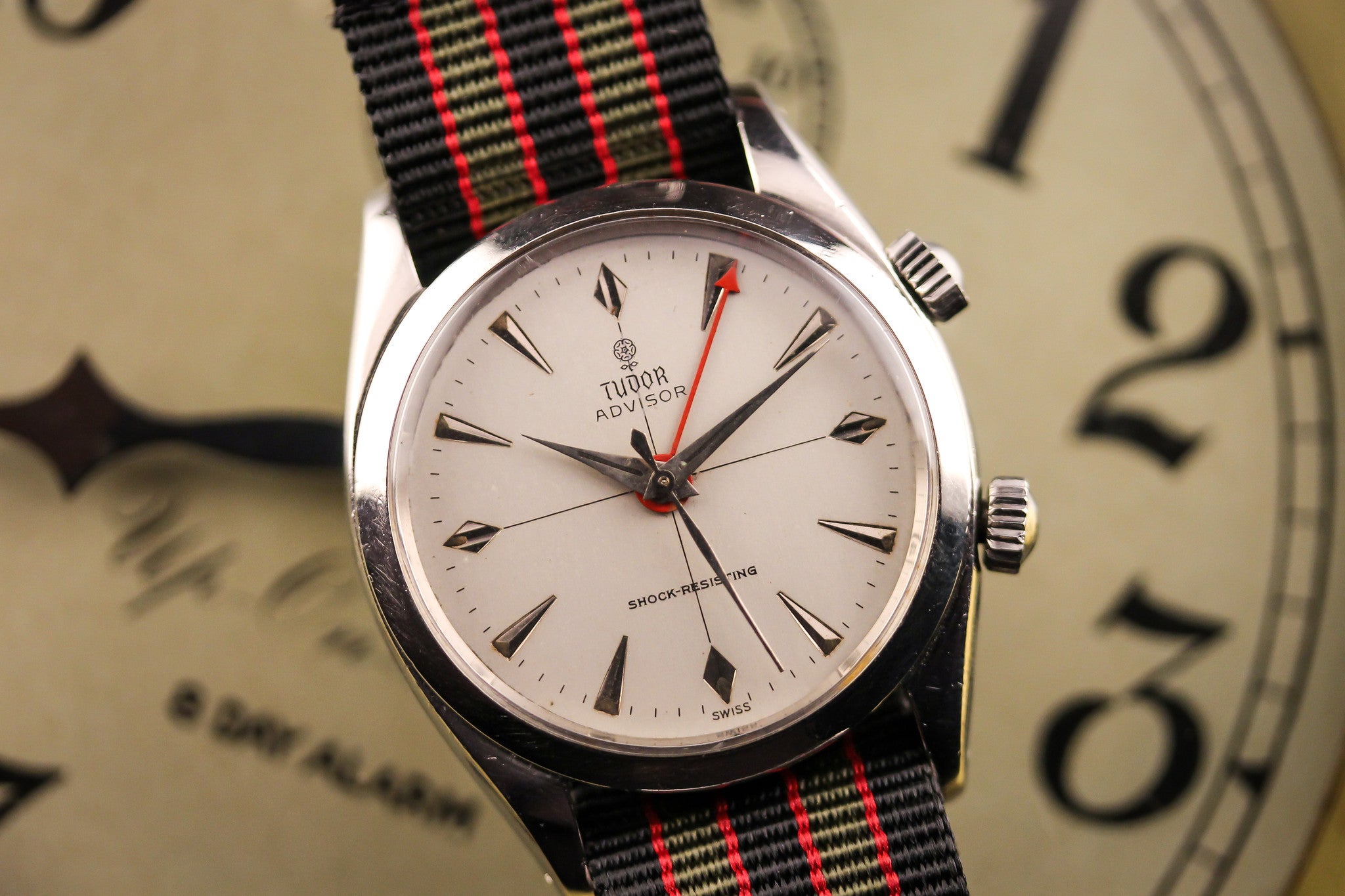 Tudor Men's Advisor 10050 35mm 1980s Hand-Wound Alarm Watch Vintage Swiss  LV601 | TUDOR | Buy at TrueFacet